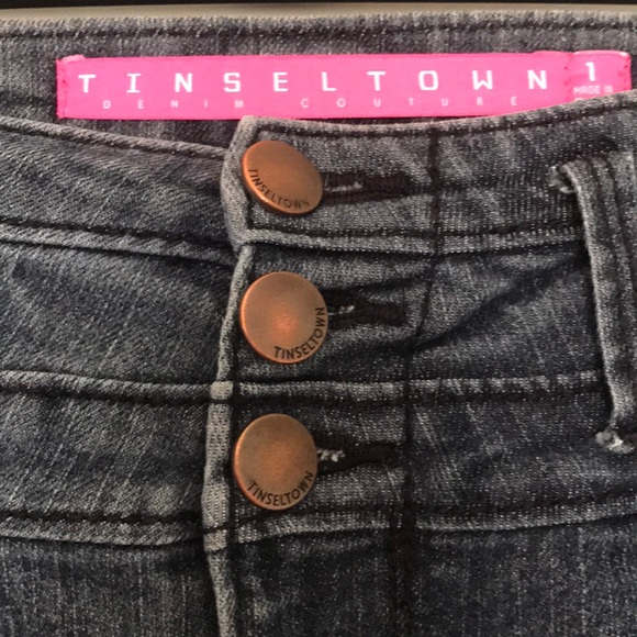 Dark denim shorts - Picture 2 of 3